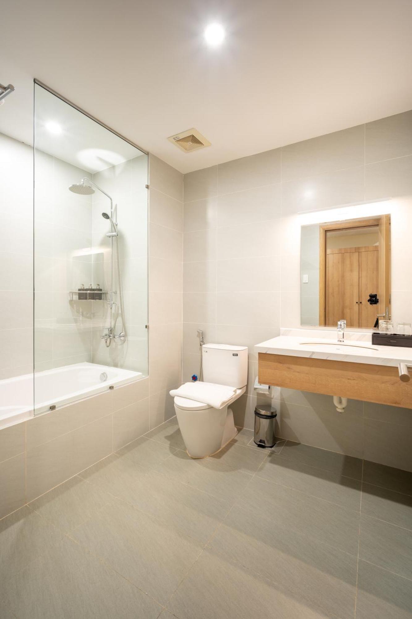 The Hub Hotel - Airport Ho-Chi-Minh-Stadt Zimmer foto